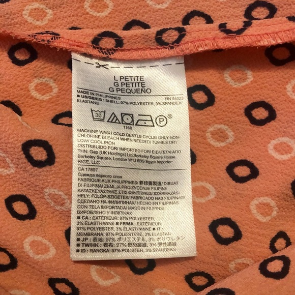 Banana Republic coral off the shoulder blouse, large petite - Picture 9 of 10